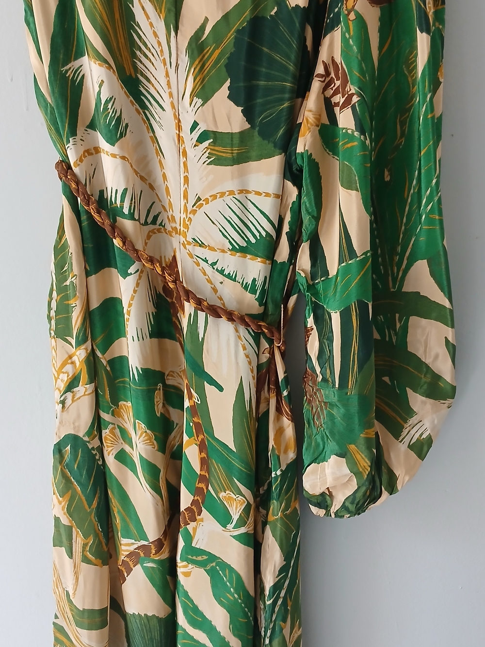 Farm Rio Women's Size Large One-Sleeve Printed Satin Crepe Jumpsuit Wide Leg - Picture 14 of 16